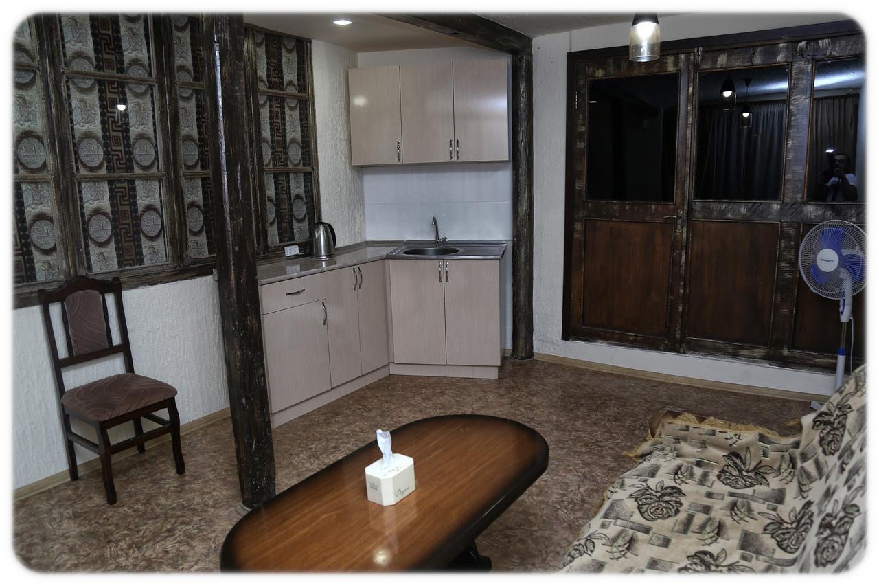 Lucy B&B Goris Exterior foto
